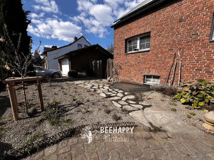 Neugestalteter Vorgarten #2